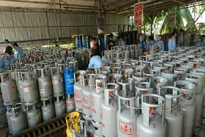 Giá gas tháng 5 tiếp tục giảm 19.000 đồng/bình