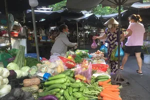 93 chợ ở TP.HCM dừng hoạt động, Sở gửi công văn khẩn