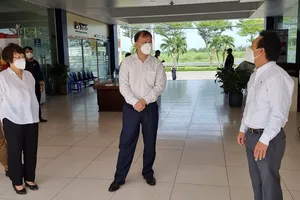 Sớm mở điểm tập kết hàng hóa chợ đầu mối, giảm tải cho siêu thị