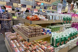 Tìm shipper khó khăn, siêu thị ngừng nhận đơn online