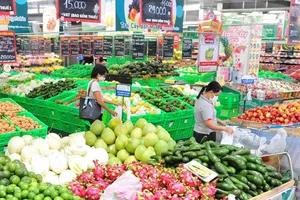 Siêu thị nói gì khi khách mua đồ hết 2,8 triệu nhưng quẹt thẻ 28 triệu?