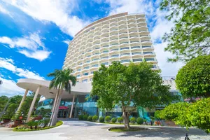 'Săn' vé máy bay, phòng khách sạn với giá siêu khuyến mãi 