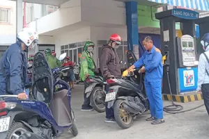 Đã rút giấy phép 3 cửa hàng xăng dầu ở miền Tây 