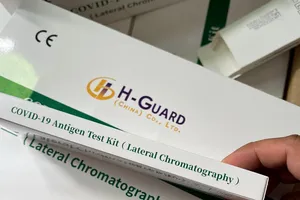 Quản lý thị trường TP.HCM phát hiện hơn 9.400 bộ kit test nghi nhập lậu
