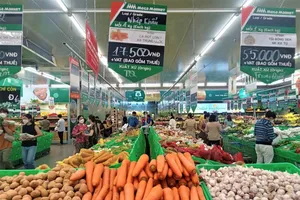 Cà rốt, tỏi Trung Quốc bày bán ở siêu thị