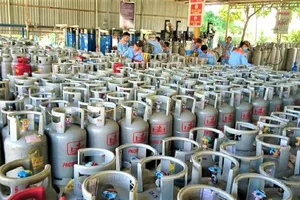 Giá gas tháng 5 quay đầu giảm mạnh đến 31.000 đồng/bình