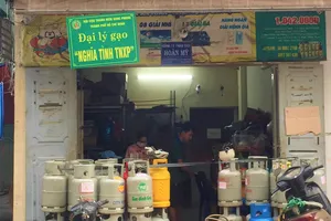 Giá gas tiếp tục giảm mạnh, người tiêu dùng tiết kiệm 18.000 - 75.000 đồng/bình 