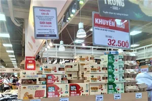 Bất ngờ siêu thị giới hạn chỉ được mua 1 giỏ trứng gà, 2 khay bia