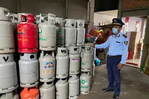 Cửa hàng bán lẻ gas bị phạt vì sổ theo dõi thiếu thông tin