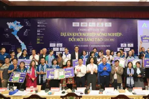 Ống hút tinh bột gạo đạt giải cuộc thi Dự án Khởi nghiệp nông nghiệp - Đổi mới sáng tạo