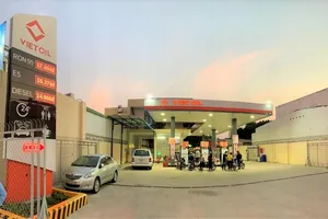 Một công ty muốn nhập xăng dầu trị giá 2 tỉ USD để bình ổn thị trường