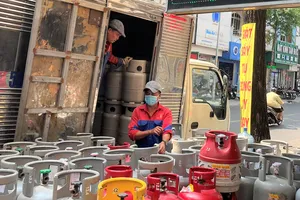 Giá gas quay đầu giảm mạnh 16.000 đồng 