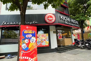 Nhà hàng lẩu băng chuyền Kichi Kichi ở TP.HCM đang mở cửa đón khách