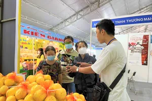 Buôn bán tiểu ngạch sang Trung Quốc sẽ bị 'bít cửa'