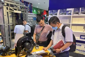 Một số công ty, cổ đông phải bán nhà vào chung cư thuê ở để có tiền trả lãi đúng hạn