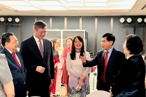 'Vua hàng hiệu' kỳ vọng đón 25 triệu khách Trung Quốc tới Việt Nam