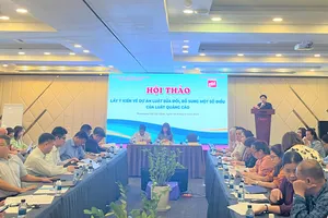 Xin 1 màn hình quảng cáo ngoài trời phải qua 7 sở, ngành