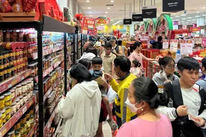 1 siêu thị đã bán hơn 10 triệu giỏ quà Tết