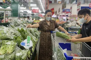 Siêu thị ở TP.HCM đẩy mạnh chuỗi cung ứng nông sản 'Tick Xanh trách nhiệm'