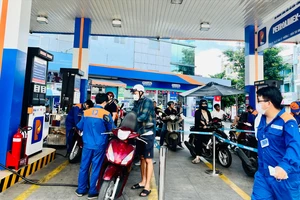 4 tháng đầu năm, cả nước tiêu thụ gần 9 triệu m3/tấn xăng dầu