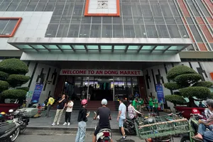 Cần giải pháp gỡ vướng hóa đơn điện tử cho tiểu thương bán sỉ