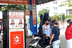 Đề xuất không tăng thuế bảo vệ môi trường với xăng dầu trong năm 2026