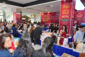 Mới: TP.HCM mở 'shopping dưới lòng đất', hàng hiệu giảm giá đến 80%