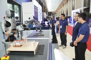 Doanh nghiệp toàn cầu khó tìm kỹ sư AI ở Singapore nhưng Việt Nam thì có