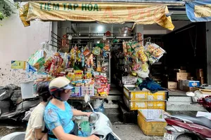 Theo dự thảo Nghị định mới, hộ kinh doanh có doanh thu dưới 1 tỉ đồng/năm không bắt buộc sử dụng hóa đơn điện tử.