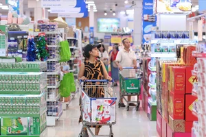 Giá rau có khi mắc hơn thịt, bà nội trợ sẽ cân nhắc kỹ khi 'xuống tiền' trong mùa Tết