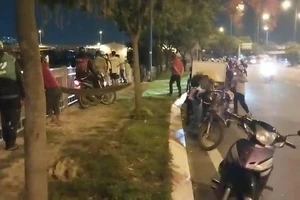 Cảnh sát xuyên đêm lặn tìm cô gái nhảy cầu chữ Y mất tích