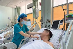 Đêm 30 của những người ăn Tết trong bệnh viện