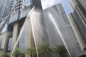 300 cảnh sát diễn tập PCCC tại tòa nhà Landmark 81
