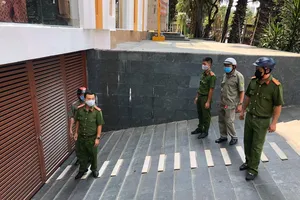 TP.HCM: Dân đồng tình ngưng kinh doanh để phòng COVID-19