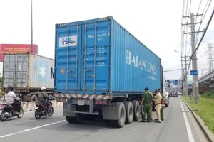 Container đi đường cấm, cán chết người vừa cưới vợ ít hôm