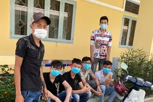 Triệu tập 18 thanh thiếu niên cầm hung khí rượt nhau ở quận 9