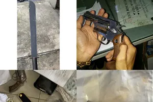 Bắt giữ bảo vệ bệnh viện tàng trữ súng, đạn, kiếm...