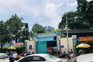 Bộ Công an khám xét tại Bệnh viện Mắt TP.HCM