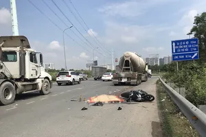 Quận 9: Xe bồn ôm cua cán chết người đi xe máy