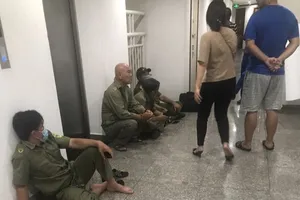 Vụ thi thể lìa đầu ở chưng cư quận 7: Nghi do tự tử