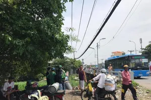 Điều tra 1 người đàn ông tử vong dưới gầm cầu Ông Dầu