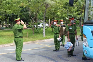 Trường ĐH Cảnh sát nhân dân chi viện 50 người cho TP Thủ Đức chống dịch 