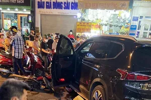 Tài xế lái ô tô tông nhiều xe máy tại TP Thủ Đức có nồng độ cồn trong máu