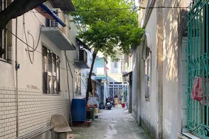 Bị điện giật tử vong khi đang xây nhà tại TP Thủ Đức