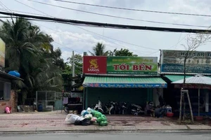 1 thanh niên đánh nhau với 3 cô gái vì thách đố tính tiền nhậu