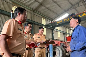 Công an Bà Rịa – Vũng Tàu: Bất ngờ với thùng xe 'biến hình' mà Pháp Luật TP.HCM phản ánh 