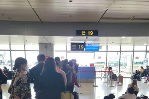 Đã mua vé, qua cổng an ninh nhưng không được lên máy bay do... hết ghế ngồi