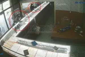 Công an TP Thủ Đức chỉ cách chống cướp ở ngân hàng, tiệm vàng