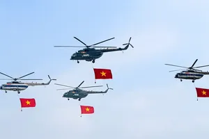 Trung đoàn Không quân trực thăng 916, 49 năm tung cánh trong không trung