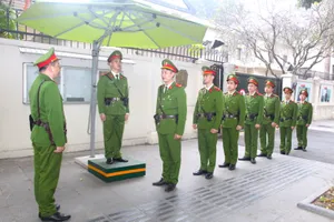 Cảnh sát bảo vệ mục tiêu ngoại giao đón nhận Huân chương Chiến công hạng Ba